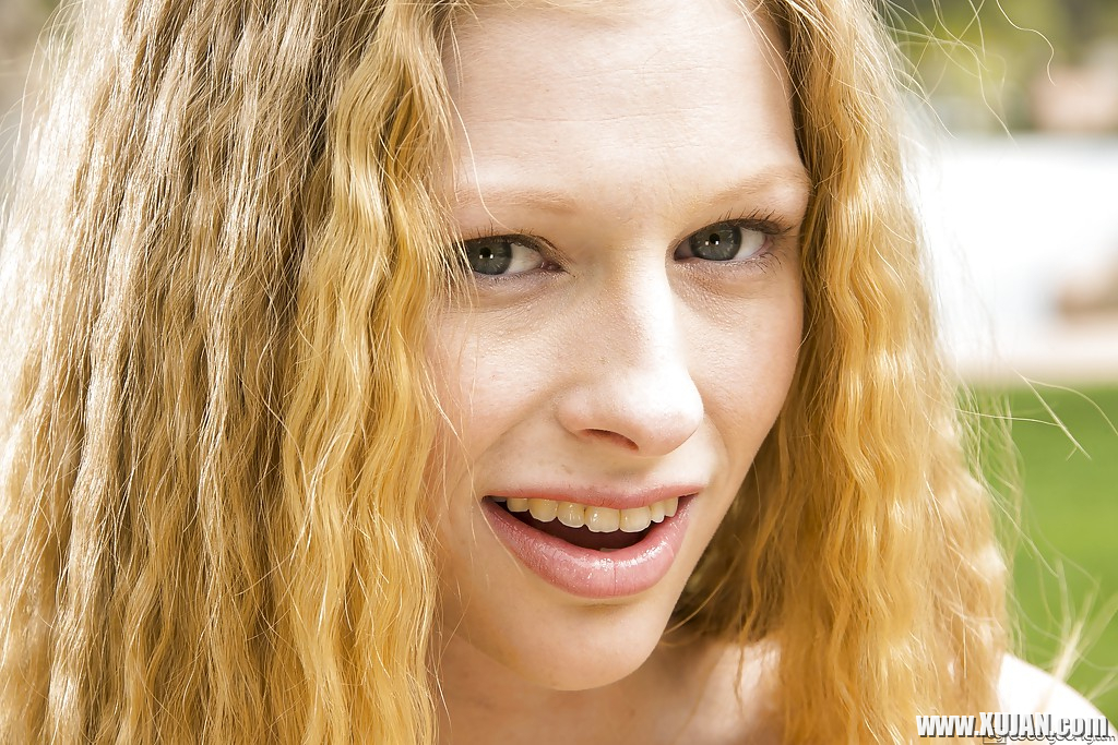 Determined amateur teen babe with tiny tits Avril Hall cleans fur coat - Photo #2198478
