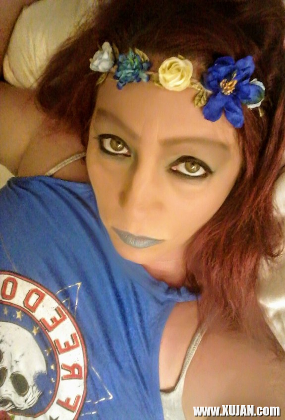 Cum A Little Close - Photo #2198889