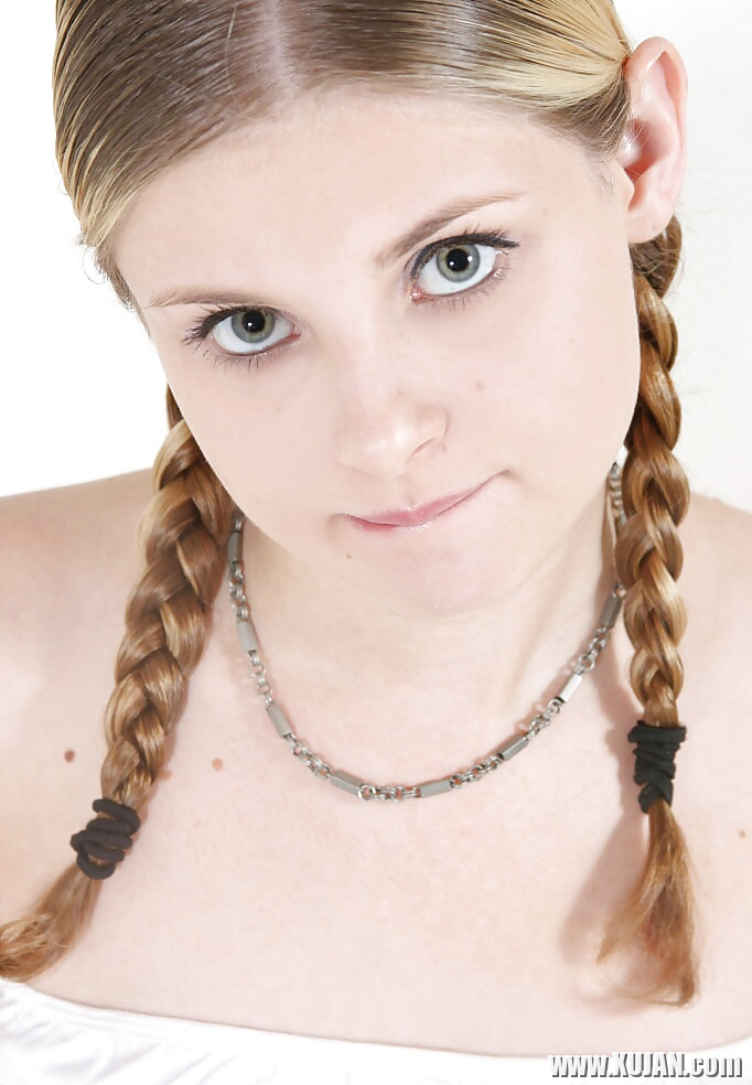 Lil Candy Teen Wank Slut 2 - Photo #2203824