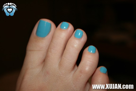 Luv4feet Wifes Blue Footjob - Photo #2206306
