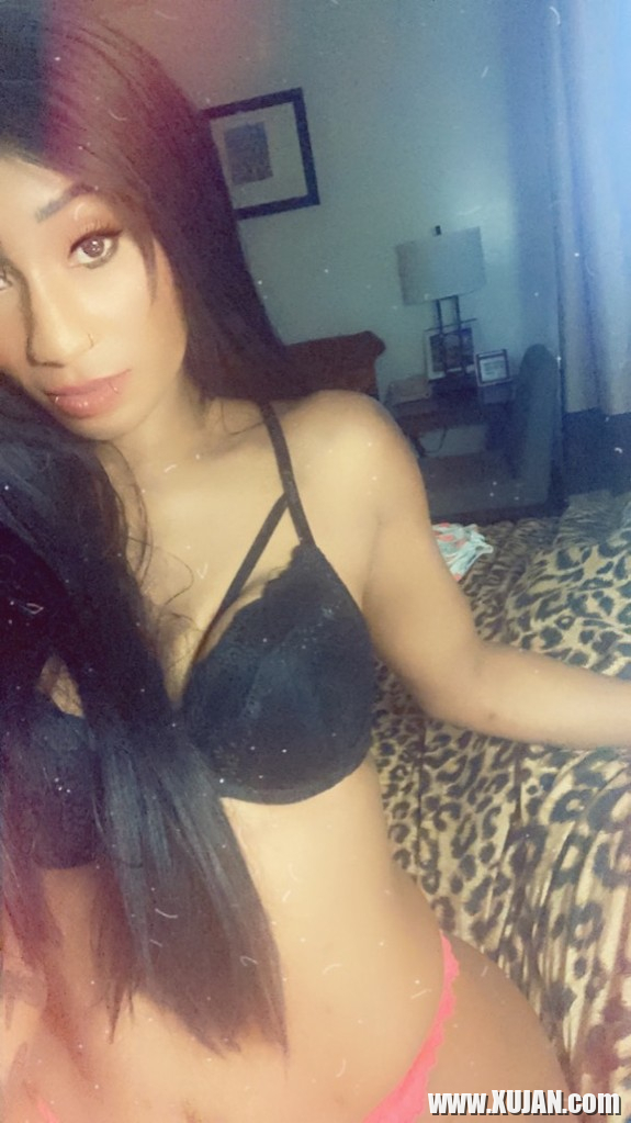 Roxxanne Lucille ldquoroxxirdquo - Photo #2206433