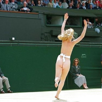 Famous Streaker 5 Melissa Johnson