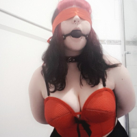 Bettie Page tesqy