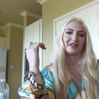 Nymoho housewife Kate Dee cants stop cheatign on her man