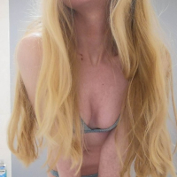 Nerkayatsnum enq AmyBlonde y