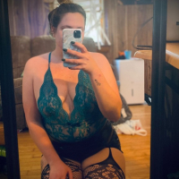 SexyBlondeBabe69