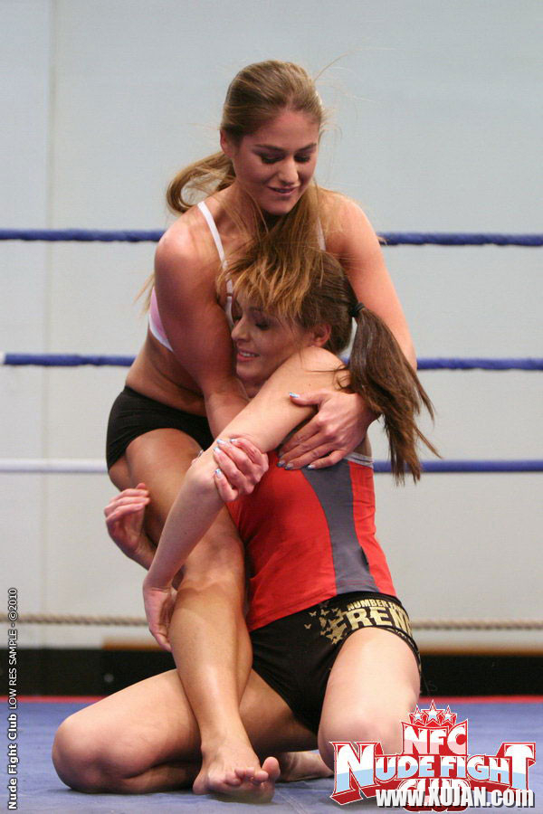 Nelly Sullivan and Chaty Heaven grappling and wrestling - Photo #2229209