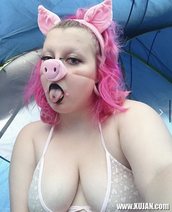PiggyHocow derahas - Photo #2231698