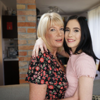 Dark haired beauty Nikki Fox makes love with older lady Amy Goodhead