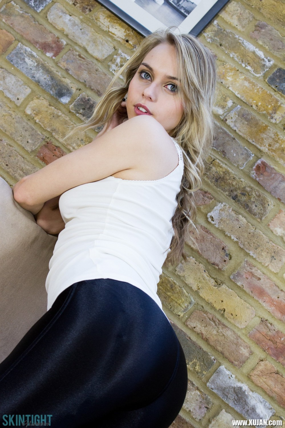Sexy blonde Chloe in her shiny tight leggings - Photo #2235460