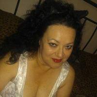 Momnbspposing