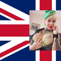 I love Phoenix Madina from UK