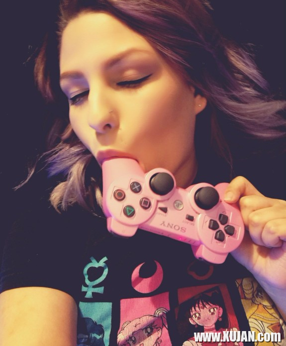 Nerdy horny siroghakan gamer aghjik - Photo #2253749