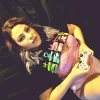 Nerdy horny siroghakan gamer aghjik