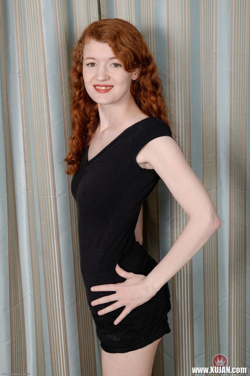 Horny redhead with pale skin - Photo #2259761