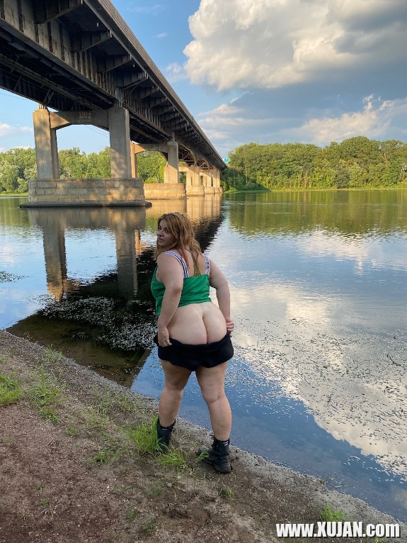 Cheerleader Booty - Photo #2261568