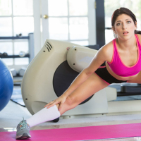 Nikki Knightly looking very hot during a workout