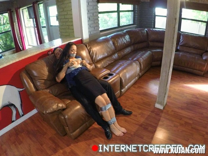 Internet Creeper Realtor Roped Up Mi Ha Doan - Photo #2275332