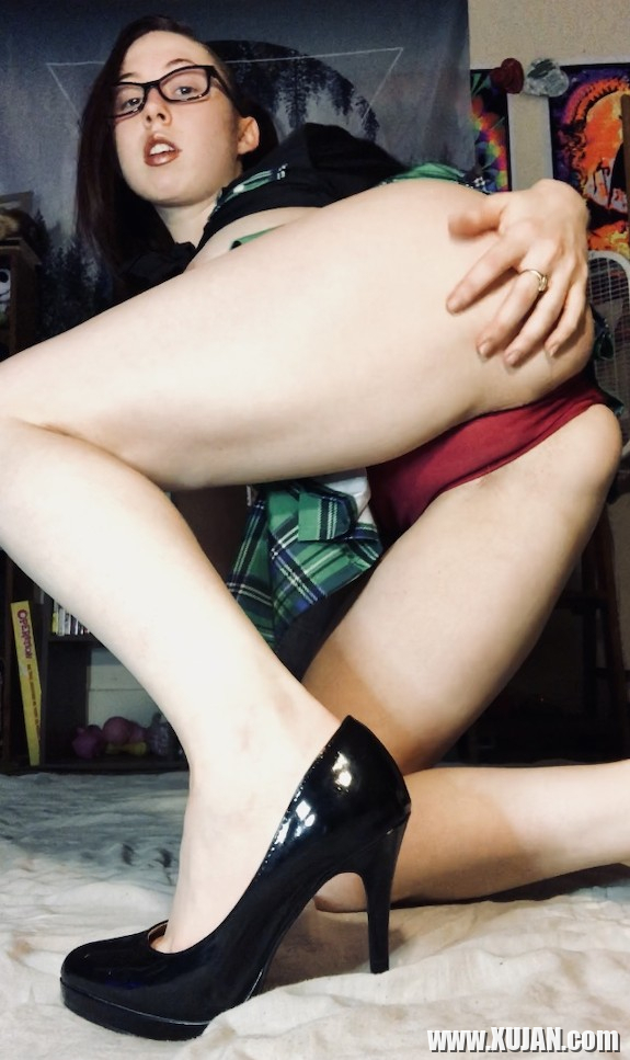 Itrsquos mi vorosh zhamanak karotel e ays jahel hottie - Photo #2276776