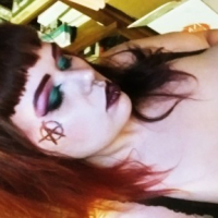 Riot pucy