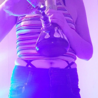 Seqsual Stoner striptiz ev tskhogh bongner