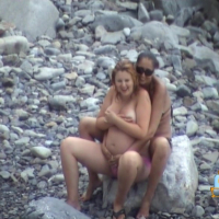 Krtsqageghdz hghi kiny vayelum e ir voryloghapum