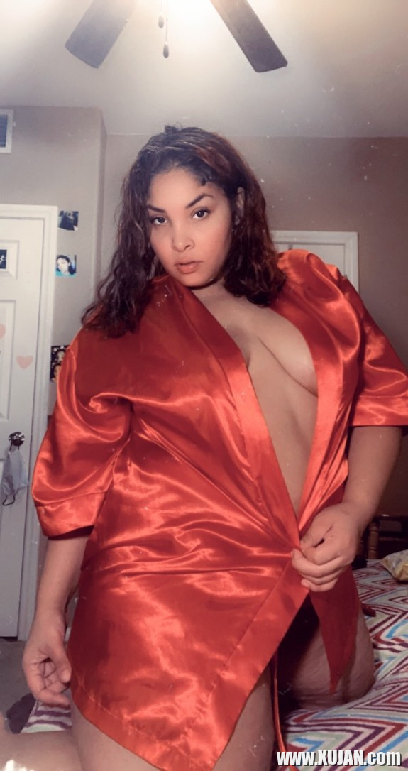 Seqsual hast karmir oskor - Photo #2298475
