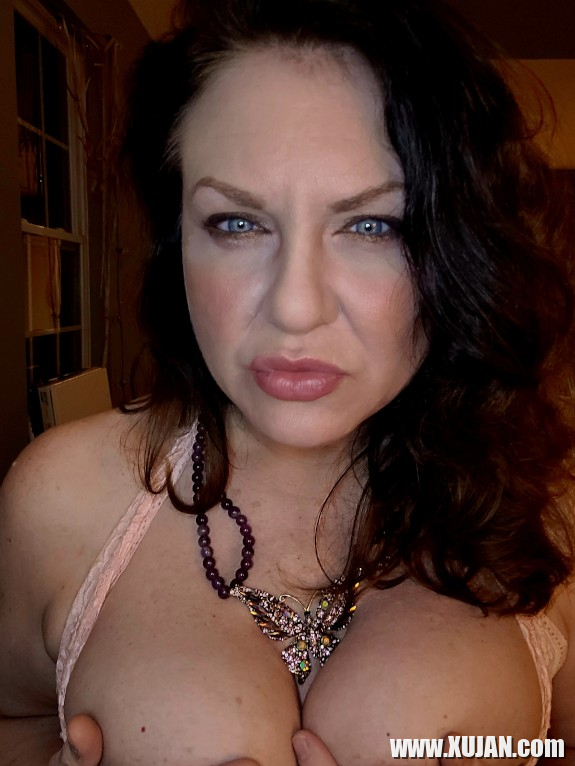MEEEEEE - Photo #2299456