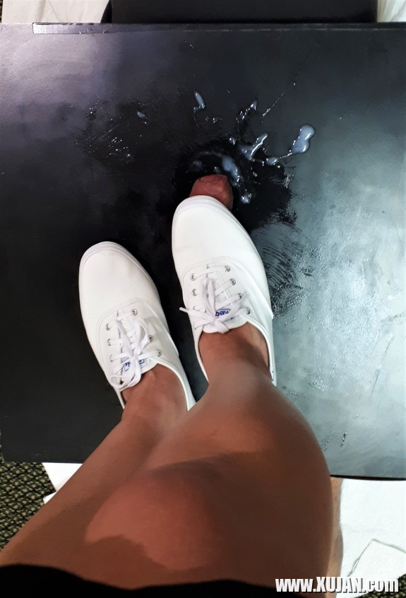 Sneakerjob Cumshots - Photo #2303780