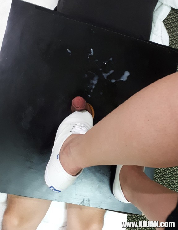 Sneakerjob Cumshots - Photo #2303782