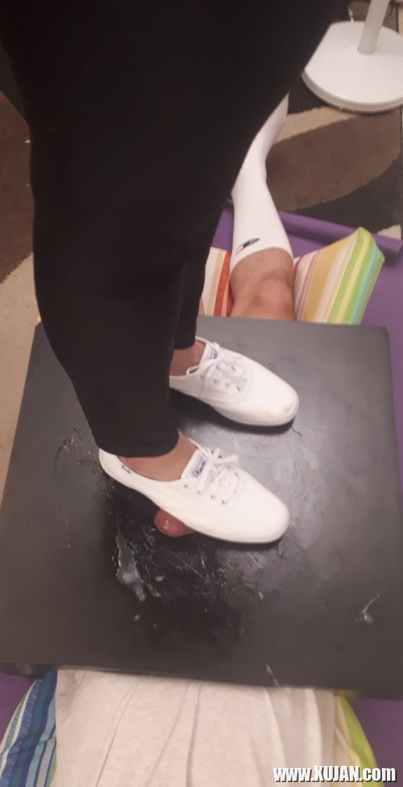 Sneakerjob Cumshots - Photo #2303788