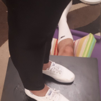 Sneakerjob Cumshots
