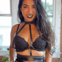 Nerqnazgesti bikini lusankarner Jasmine Sherni