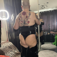 SLUT SHIRLEY 613