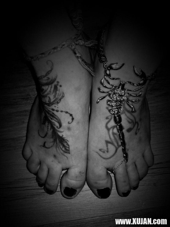 Blackandwith - Photo #2320423