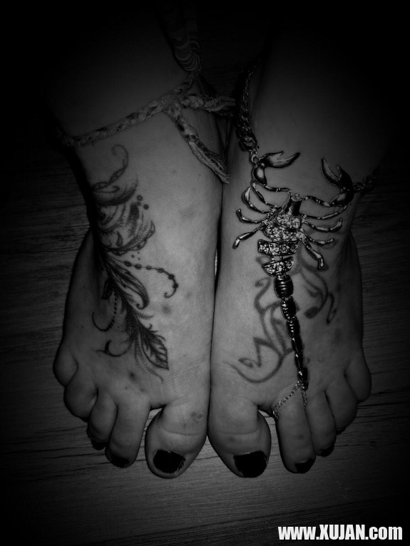 Blackandwith - Photo #2320424