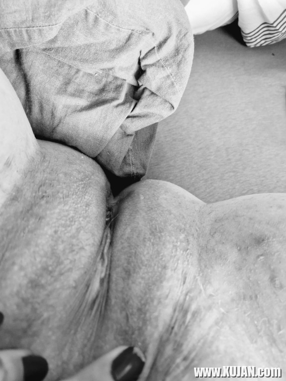 Blackandwith - Photo #2320436