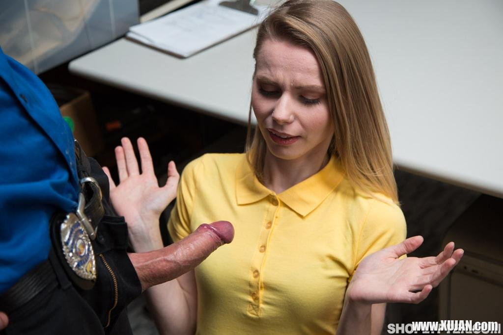 Catarina Petrov sucks Cock after getting screwed - Photo #2328525