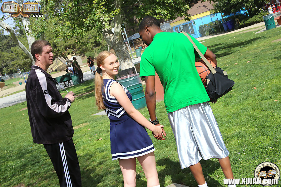 Tiffany Kohl fucks a black basketball Player - Photo #2331416