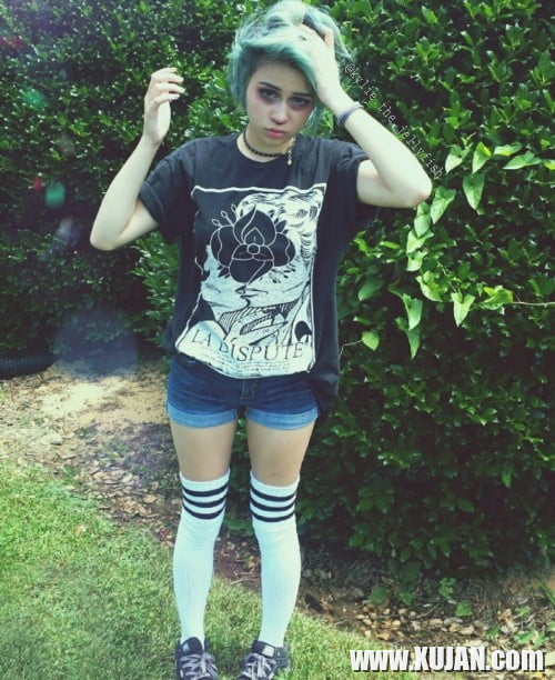 Jerk It With Kylie The Jellyfish - Photo #2341581