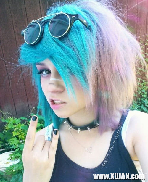 Jerk It With Kylie The Jellyfish - Photo #2341584