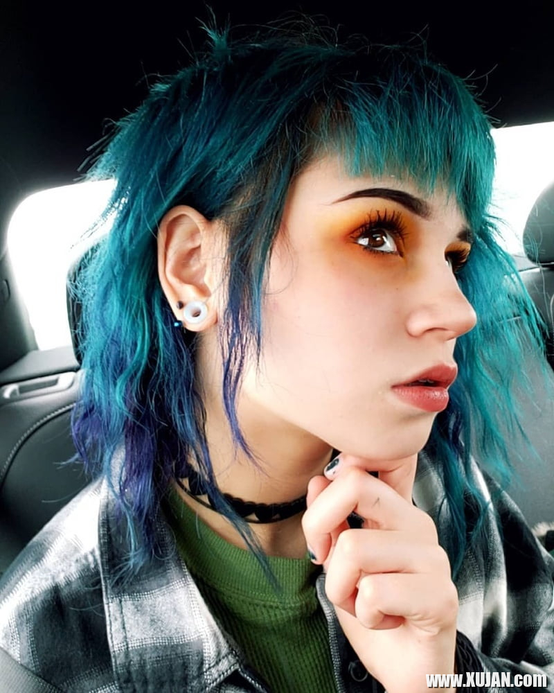 Jerk It With Kylie The Jellyfish - Photo #2341611