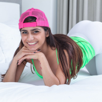 Exotic bitch Mia Khalifa takes a wild ride on a big schlong
