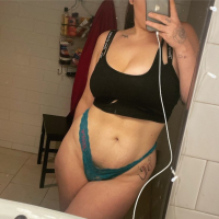 Curvy freak