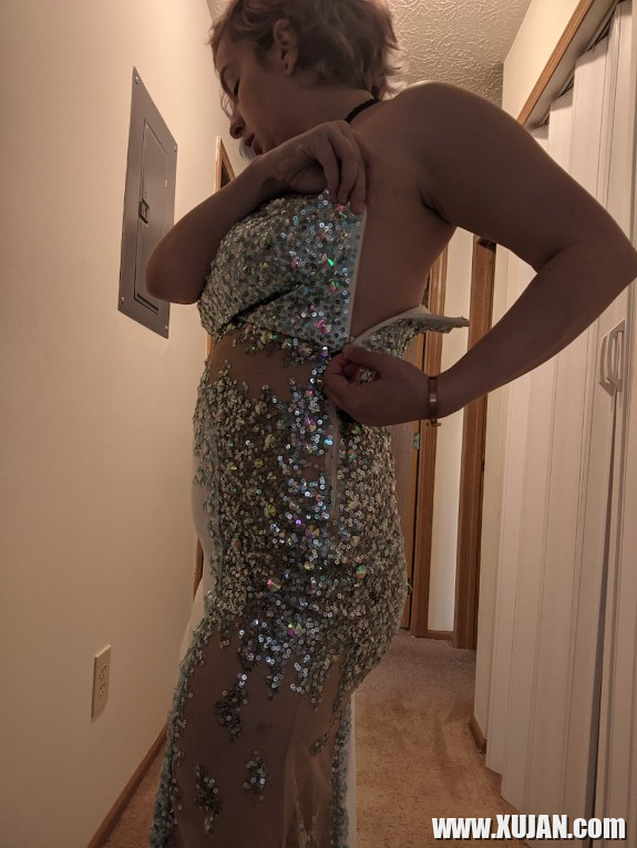Pashtonakan zgest Strip Tease - Photo #2344218