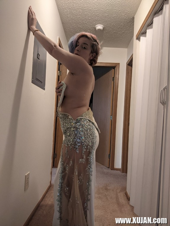 Pashtonakan zgest Strip Tease - Photo #2344219