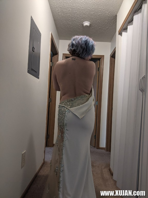 Pashtonakan zgest Strip Tease - Photo #2344220