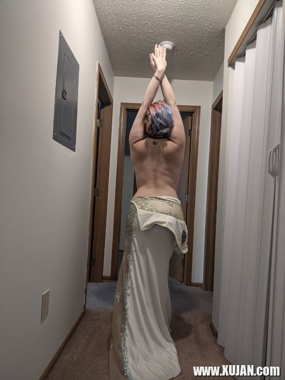 Pashtonakan zgest Strip Tease - Photo #2344221