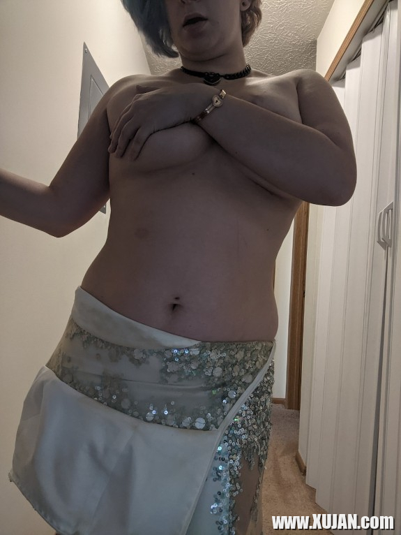 Pashtonakan zgest Strip Tease - Photo #2344224