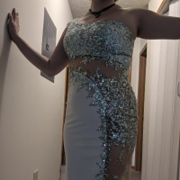 Pashtonakan zgest Strip Tease